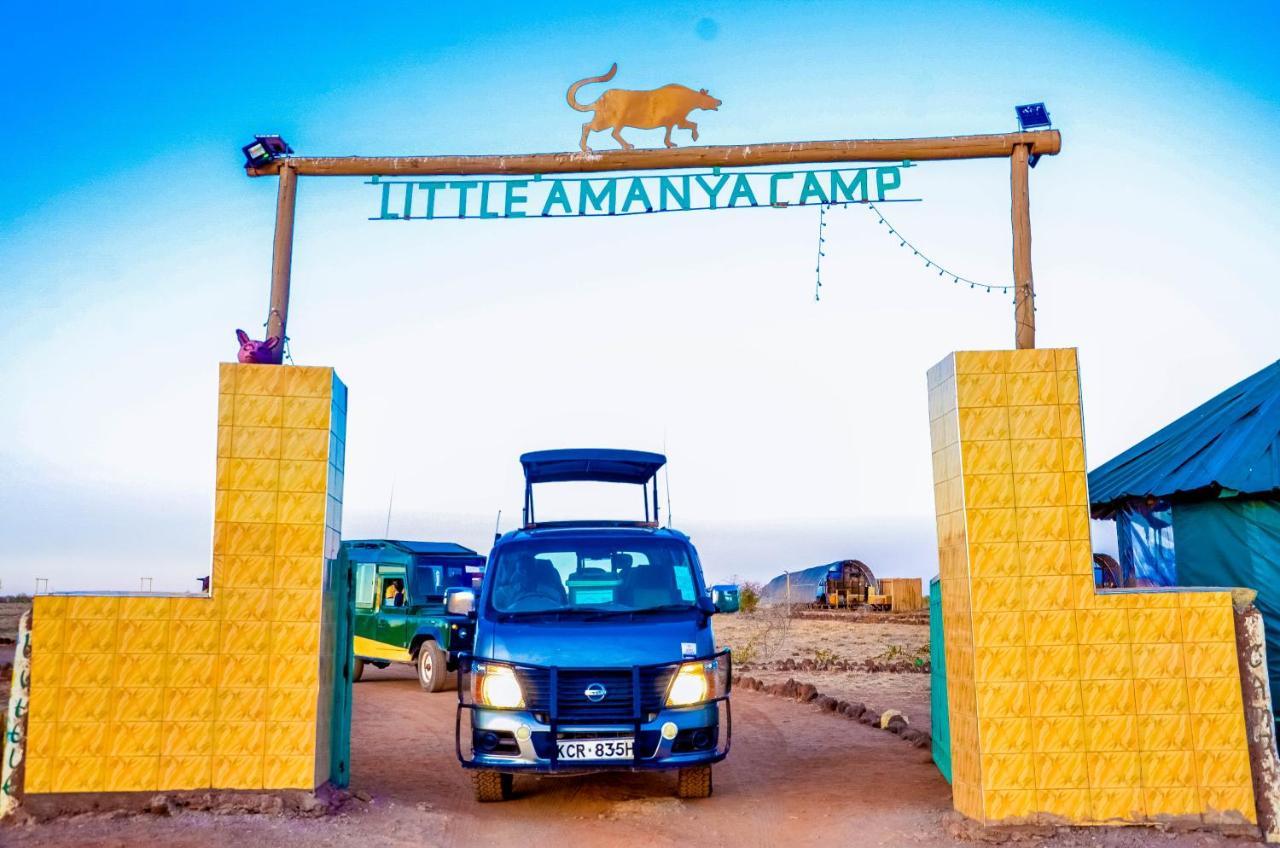 Amanya Camp1-Bed King Lion Tent in Amboseli NP Bagian luar foto