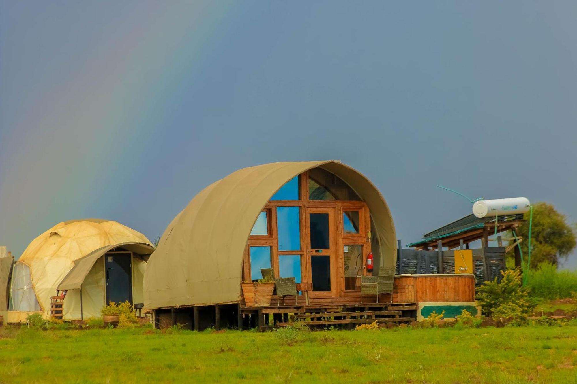 Amanya Camp1-Bed King Lion Tent in Amboseli NP Bagian luar foto