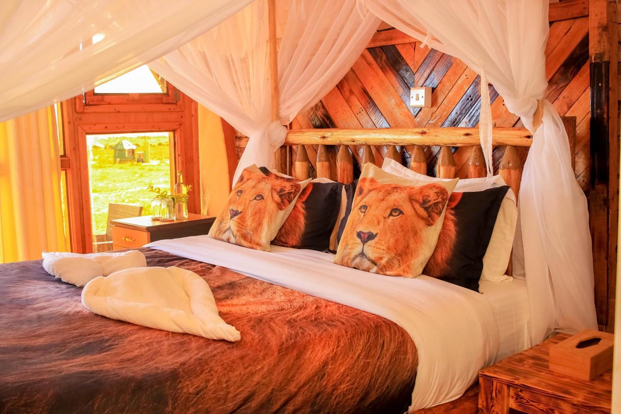 Amanya Camp1-Bed King Lion Tent in Amboseli NP Bagian luar foto